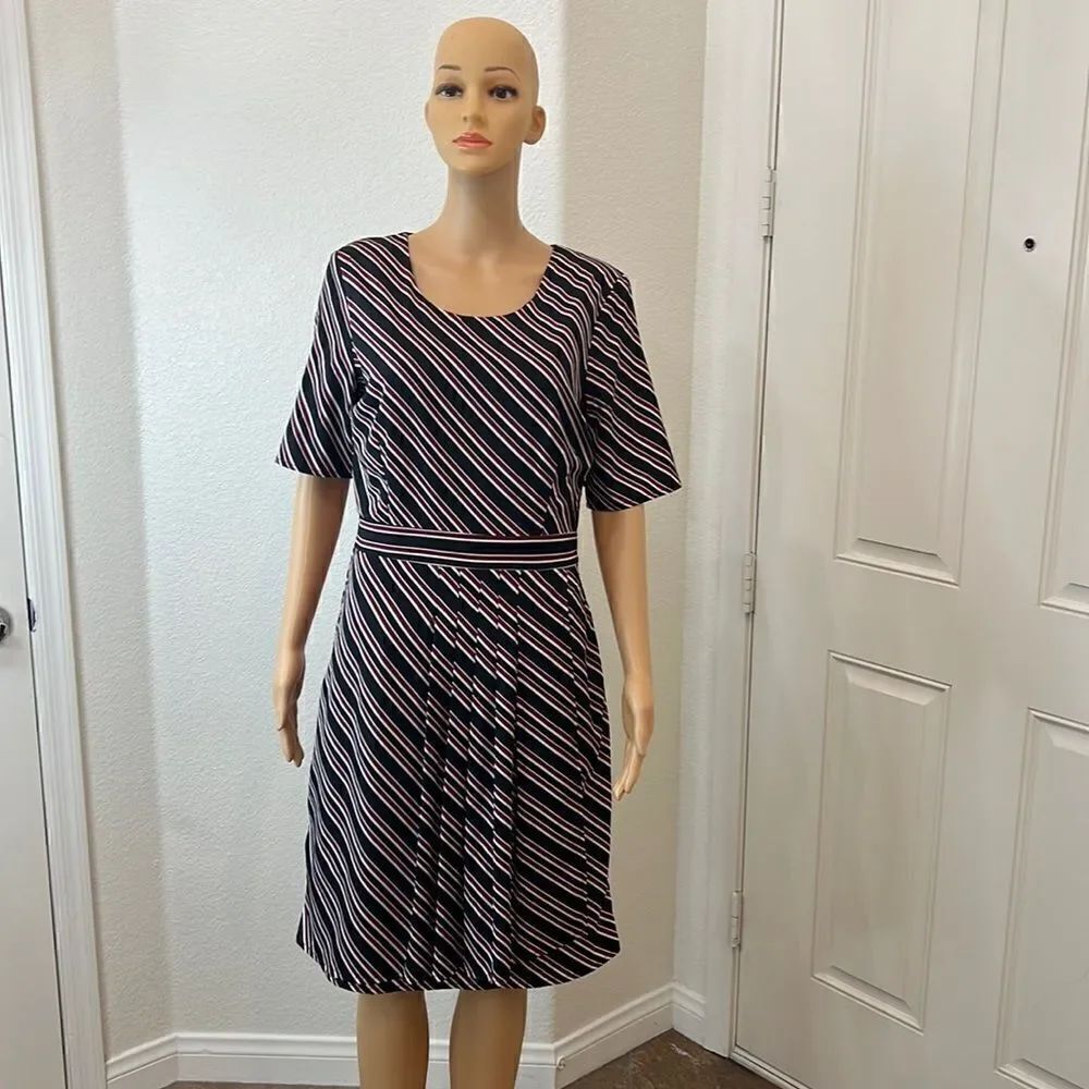 Downeast Medium Dress Striped Scoop Neck Short Sleeve Pleated Faux Wrap Skirt